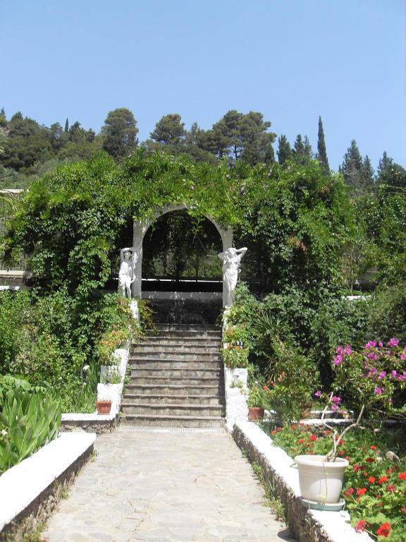 Benitses Bay View Ξενοδοχείο Γαστούρι Εξωτερικό φωτογραφία